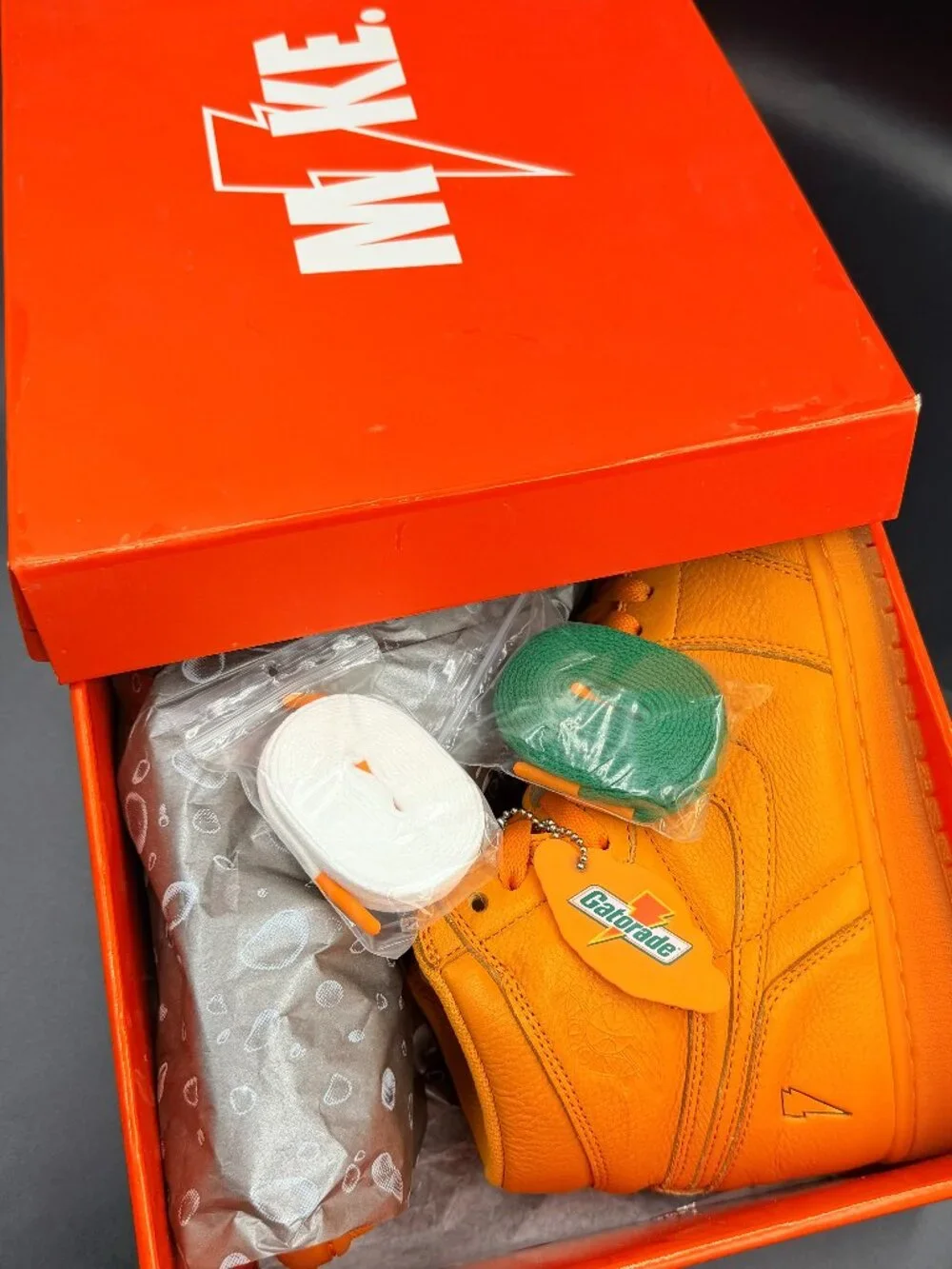 Air Jordan 1 Retro High OG G8RD 'Orange Peel'